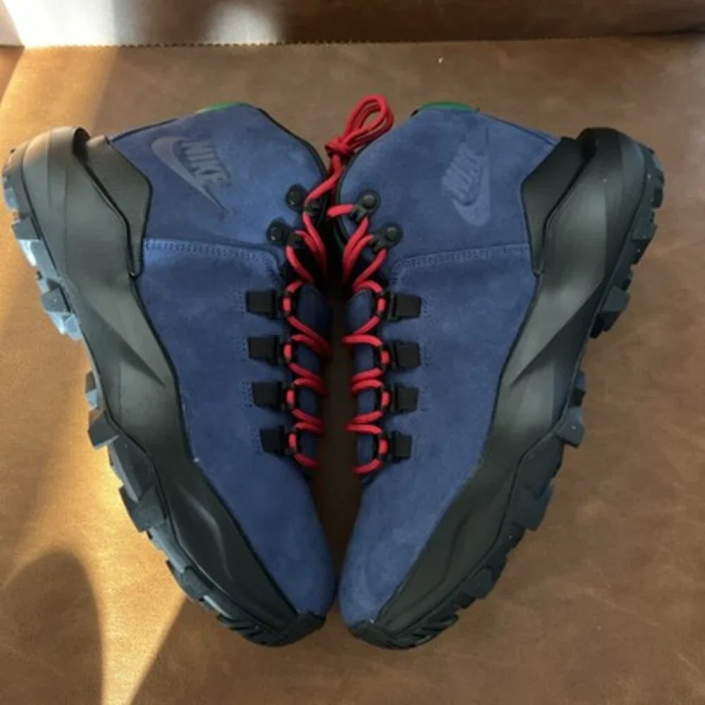 Nike Cygnal Waterproof Boots Navy Blue Black FV4332-401 Men's Size 8.5 NWOB